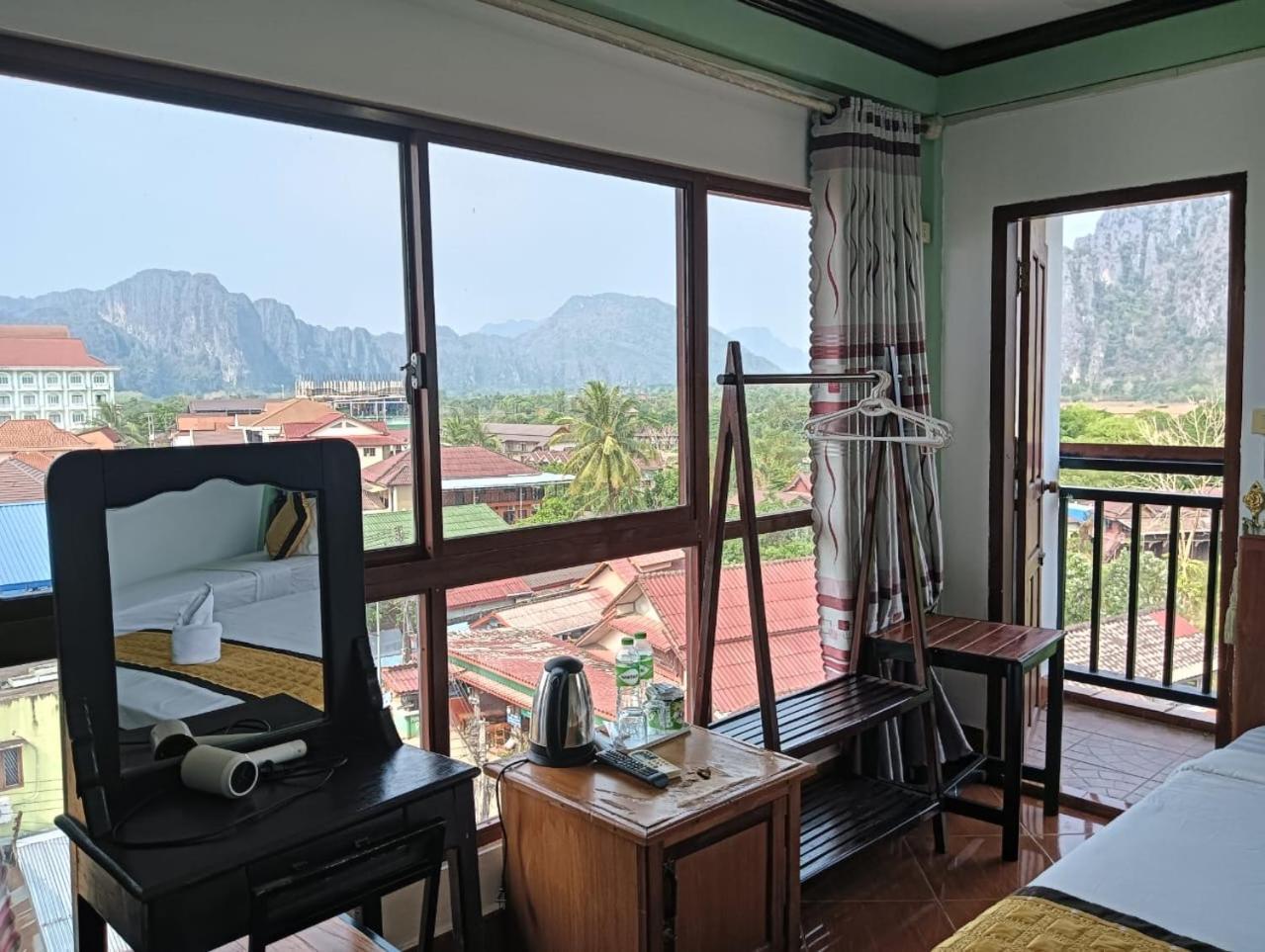 Bountang Riverside Hotel Vang Vieng Exterior photo