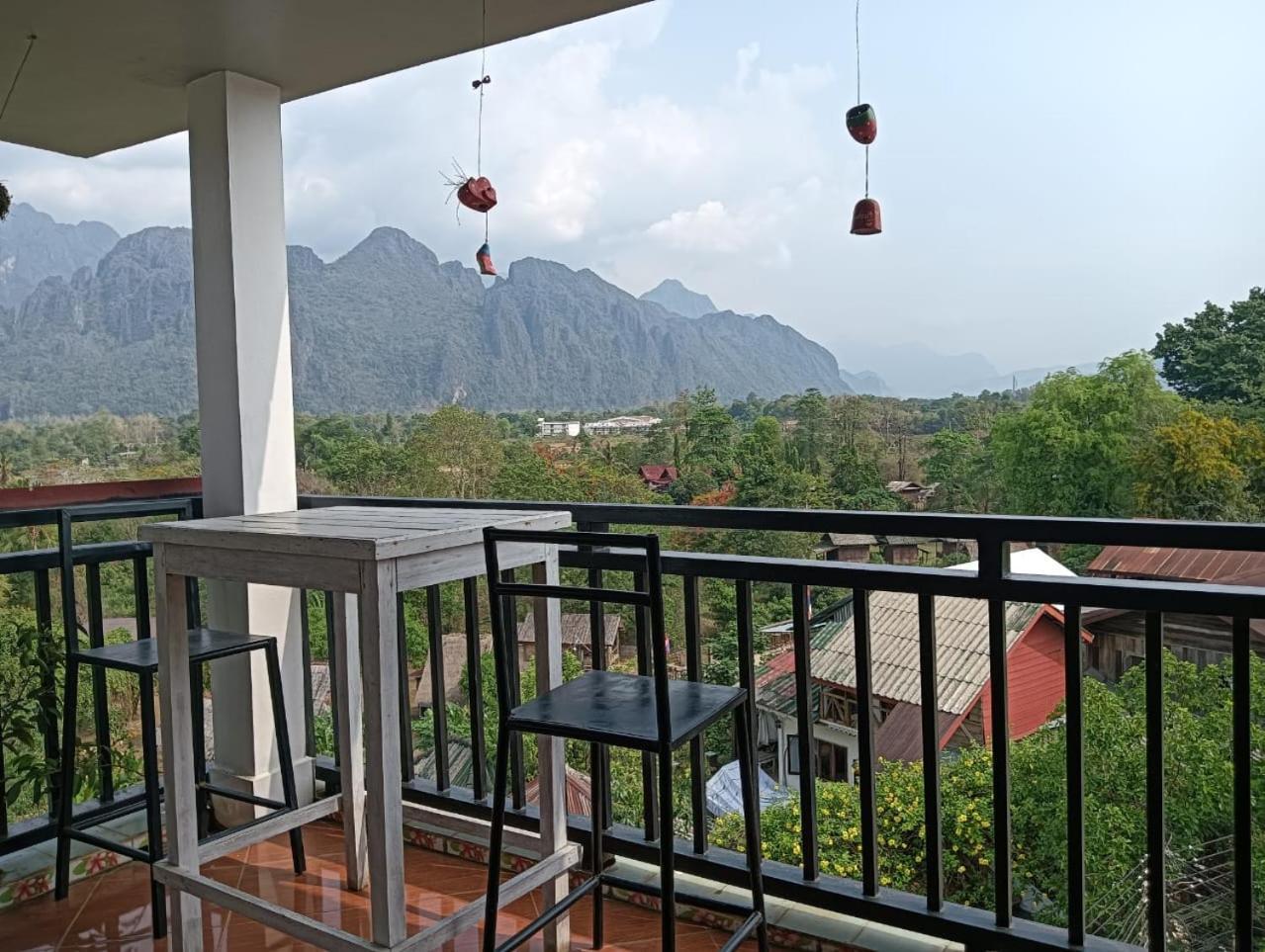 Bountang Riverside Hotel Vang Vieng Exterior photo