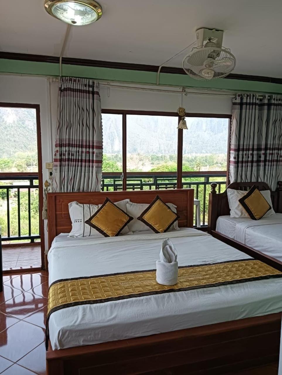 Bountang Riverside Hotel Vang Vieng Exterior photo