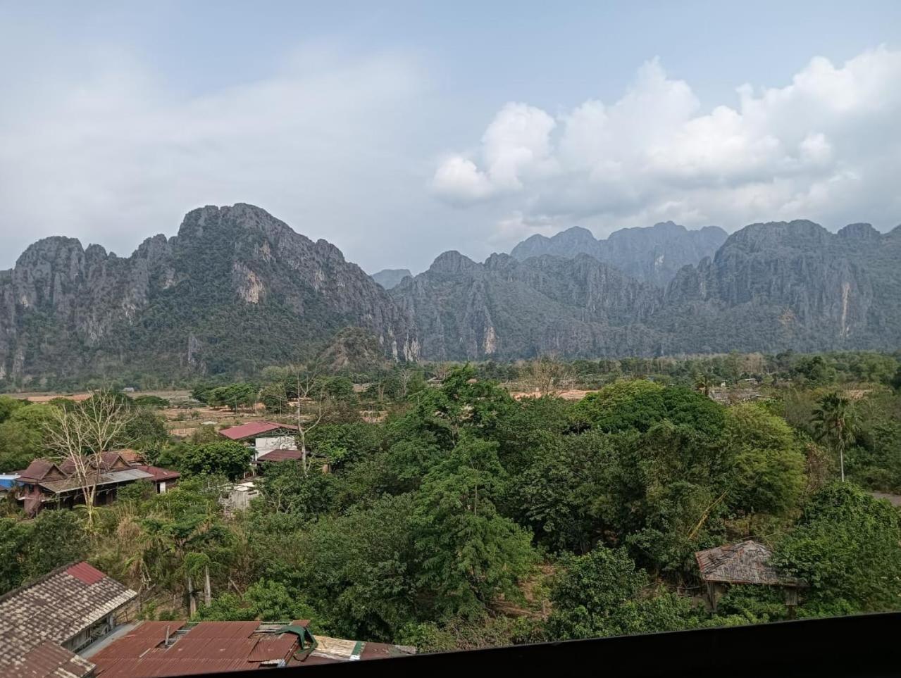 Bountang Riverside Hotel Vang Vieng Exterior photo