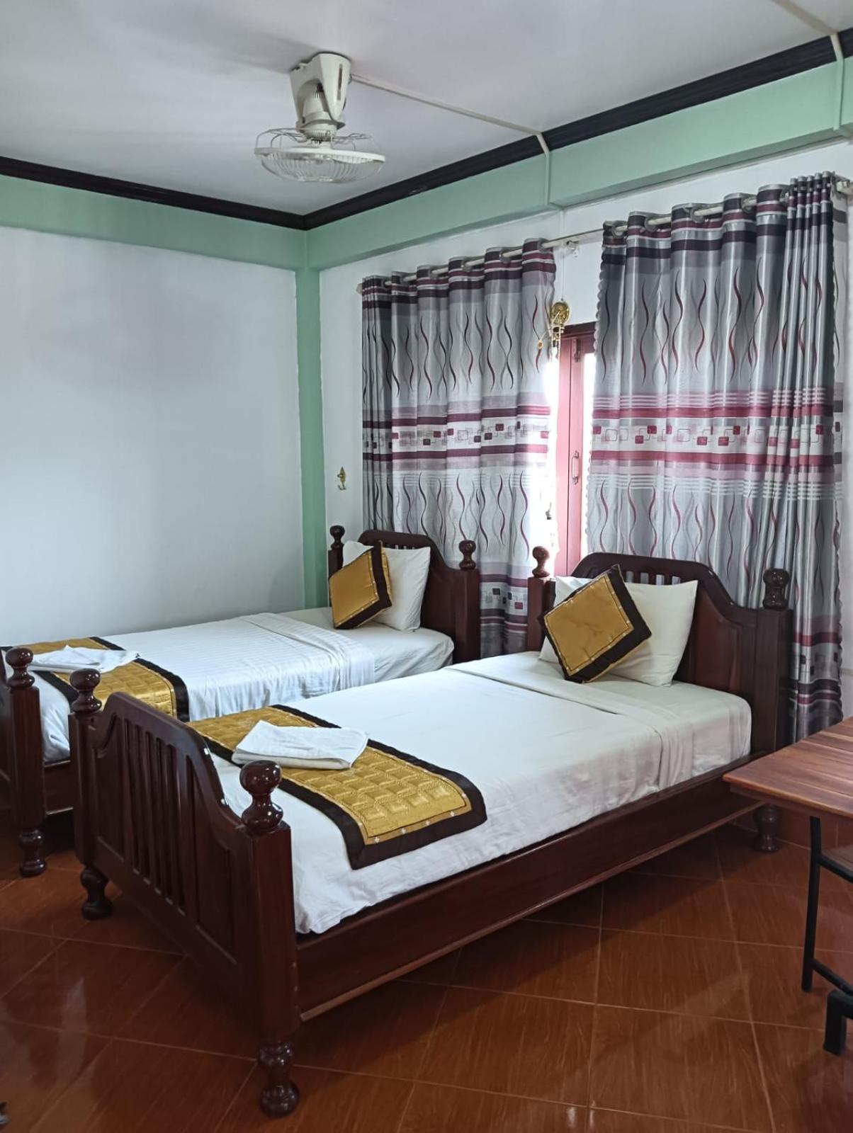 Bountang Riverside Hotel Vang Vieng Exterior photo