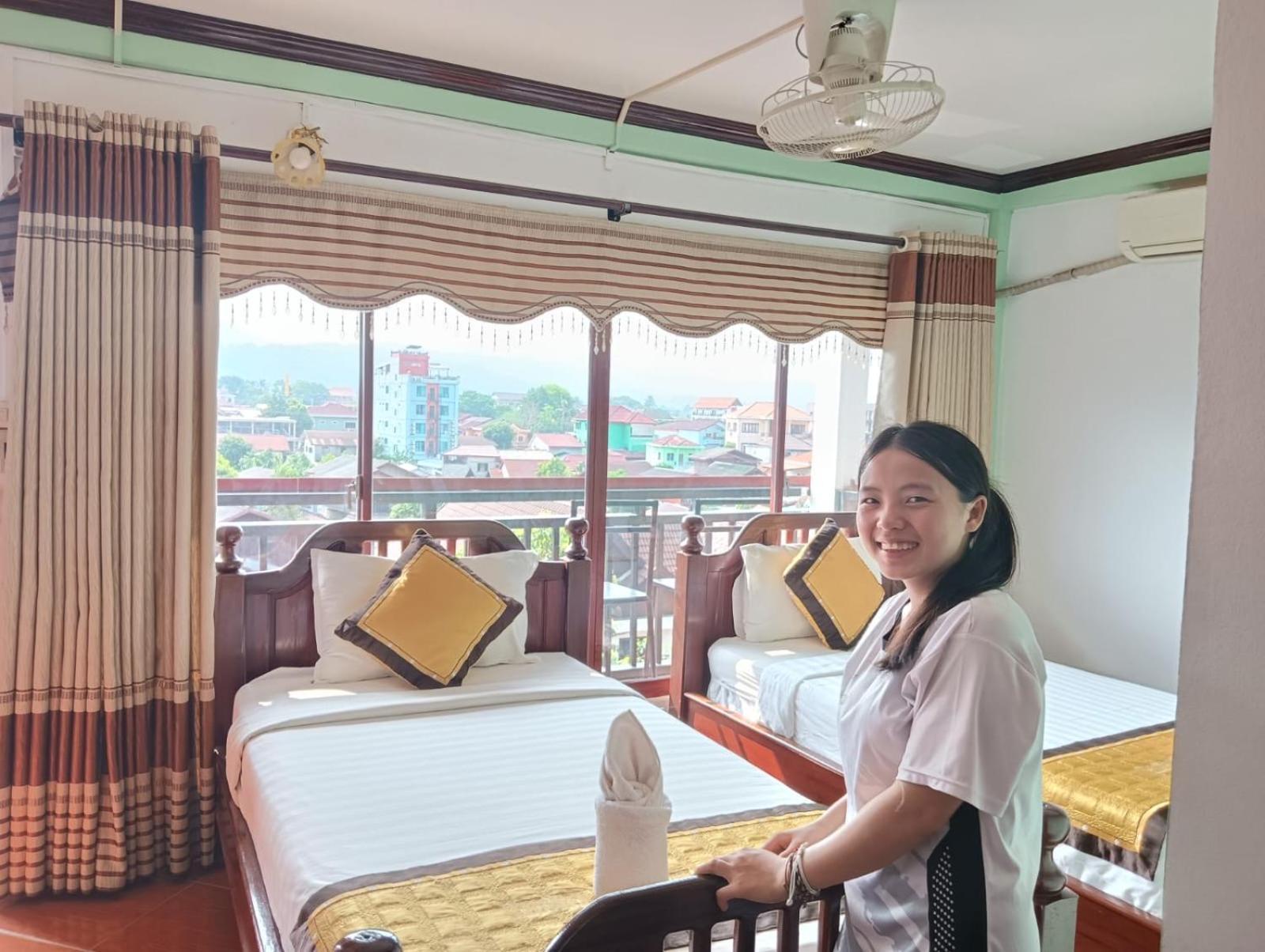 Bountang Riverside Hotel Vang Vieng Exterior photo