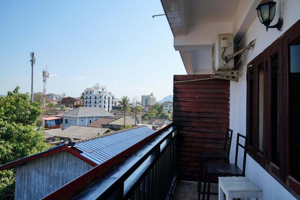 Bountang Riverside Hotel Vang Vieng Exterior photo